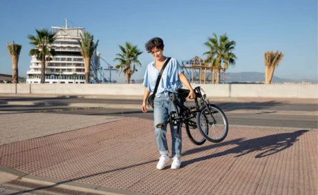 Is an ENGWE Electric Folding Bike Worth Buying for UK Daily Travel